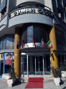 Grand Duman Hotel giriş