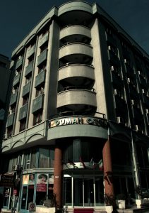 Grand Duman Hotel gündüz dıştan görünüm